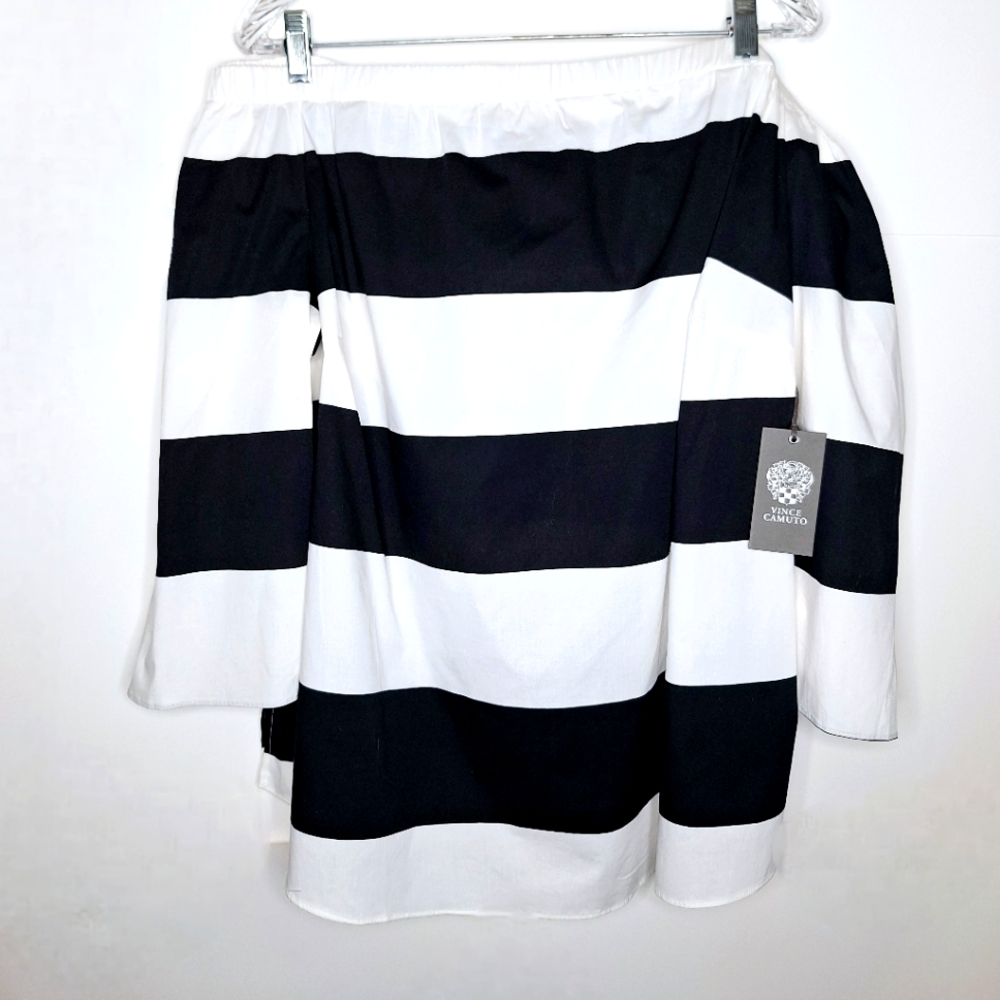 NWT Vince Camuto"The Off the Shoulder Stripe"Wide sleeve off the shoulder blouse